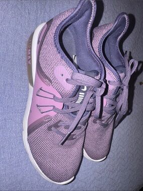 Nike Women’s Lavender Purple Air Max Training Shoes